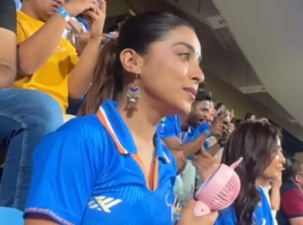 Beautiful Girl Dancing At Wankhede Goes Viral, Here’s Who Tanvi Gadkari Really Is - RVCJ Media