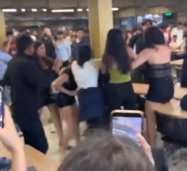 “Rs 10 Lakh Fees For This?” Girls’ Campus Fight Video Starts Debate On Elite University Culture 2 “Rs 10 Lakh Fees For This?” Girls’ Campus Fight Video Starts Debate On Elite University Culture - RVCJ Media