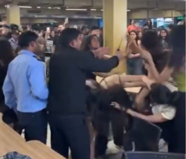 “Rs 10 Lakh Fees For This?” Girls’ Campus Fight Video Starts Debate On Elite University Culture 3 “Rs 10 Lakh Fees For This?” Girls’ Campus Fight Video Starts Debate On Elite University Culture - RVCJ Media
