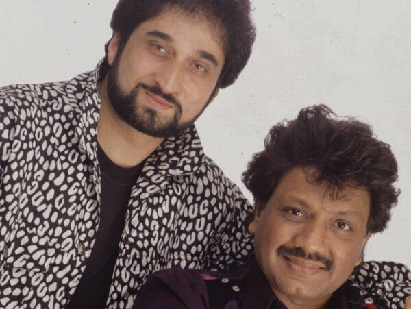 This Iconic 1994 Love Song Was Composed In Candlelight, Director & Lyricist Couldn’t Stop Crying 14 This Iconic 1994 Love Song Was Composed In Candlelight, Director & Lyricist Couldn’t Stop Crying - RVCJ Media