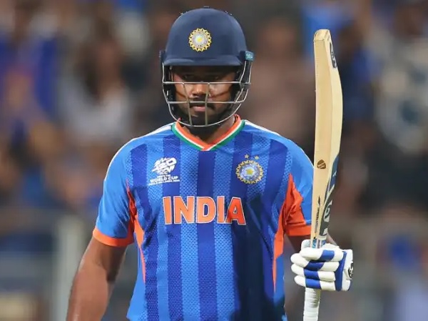 MS Dhoni’s Priceless Reaction To Sakshi’s “Early Celebration” During Ind-Eng Thriller Goes Viral - RVCJ Media