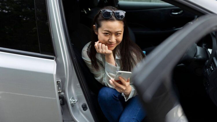 Online Car Insurance Renewal For Third-Party Policies: What The Process Involves And What Comes Next 1 Online Car Insurance Renewal for Third-Party Policies What the Process Involves and What Comes Next