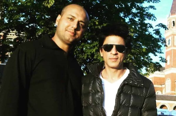“8 Passports….,” Shah Rukh’s Ex-Bodyguard Lived A Jet-Set Life In Private Planes & Luxury Hotels - RVCJ Media