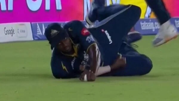 Virat Kohli Left Furious After Jason Holder’s Catch Of Rcb Skipper, Here’s Why Umpire Gave Out 2 Virat Kohli Left Furious After Jason Holder’s Catch Of RCB Skipper, Here’s Why Umpire Gave Out - RVCJ Media