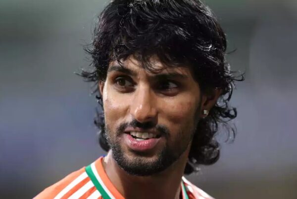 Ex-Ind Spinner Demands A Ban On Arshdeep Singh After His Comment On Tilak Varma Went Viral - RVCJ Media