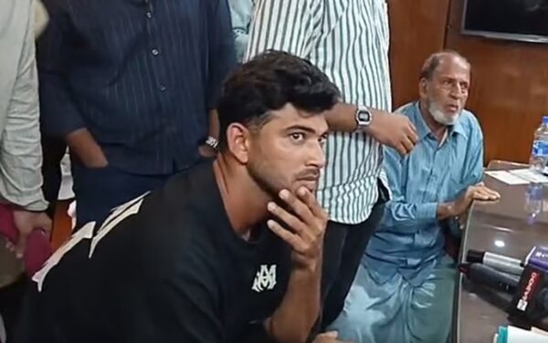 Bangladesh Cricketer Nayeem Hasan Alleges Harassment By Police Officers, 3 Suspended 3 Bangladesh Cricketer Nayeem Hasan Alleges Harassment By Police Officers, 3 Suspended - RVCJ Media