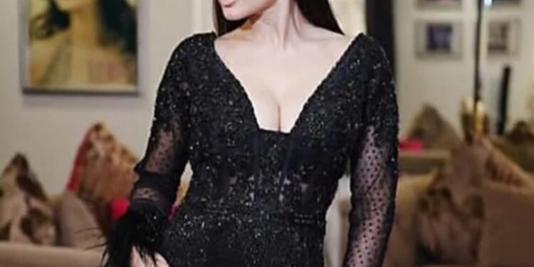 A Dream Start, 20 Flops & Personal Controversies, This Actress Finally Made A Grand Comeback
