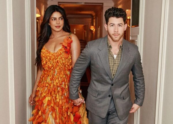 Nick Jonas Thought His Proposal Plan Was A ‘Disaster’ Before Priyanka Chopra Finally Said ‘Yes’ 3 Nick Jonas Thought His Proposal Plan Was A ‘Disaster’ Before Priyanka Chopra Finally Said ‘Yes’ - RVCJ Media