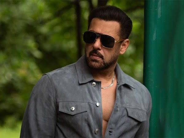 Salman Khan Breaks Silence After Health Concerns, His Latest Post Goes Viral 5 Salman Khan Breaks Silence After Health Concerns, His Latest Post Goes Viral - RVCJ Media