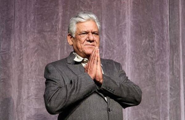 This Acting Legend Cheated His Pregnant Wife & When She Lost Baby, He Just Sent Rs. 25K - RVCJ Media