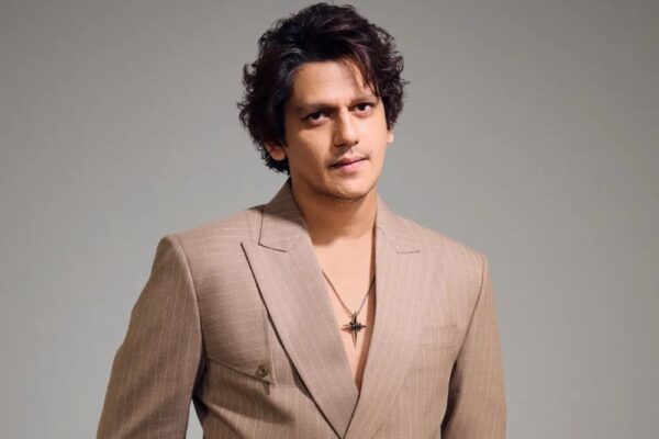 Vijay Varma Gets Called “Nation’s Biggest Red Flag” On Stage, His Response Goes Viral - RVCJ Media