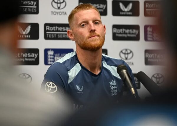 England Pacer Brydon Carse Seen In Handcuffs After Nightclub Incident In Derby, Ecb Probing 4 England Pacer Brydon Carse Seen In Handcuffs After Nightclub Incident In Derby, ECB Probing - RVCJ Media