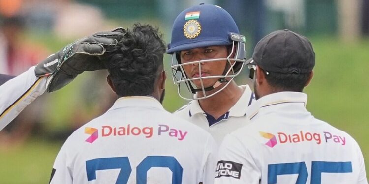 Rvcj Media - India'S Biggest Content House 37 MS Dhoni Played Big Role In Zaheer Khan’s CSK Appointment? New Head Coach Reveals It All