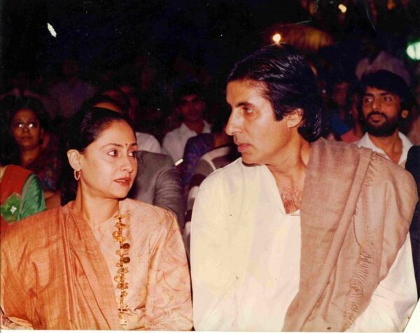 Jaya Bachchan Put Her Career On Hold To Raise Kids, Would Leave Notes For Amitabh Bachchan - RVCJ Media