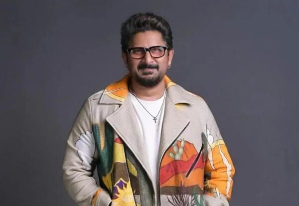 Arshad Warsi Says Sanjay Dutt Has Kept Rajkumar Hirani On Gunpoint For Making Munna Bhai 3 - RVCJ Media