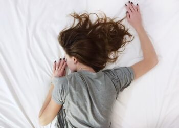 How Much Sleep Do I Need By Age? CDC and AASM Chart Explained - RVCJ Media