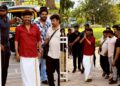 Rajinikanth Arrives At 'Dharman' Shoot In An Auto-Rickshaw In Mysuru And Fans Can'T Stop Talking About It 13 Rajinikanth Arrives At ‘Dharman’ Shoot In An Auto-Rickshaw In Mysuru And Fans Can’t Stop Talking About It