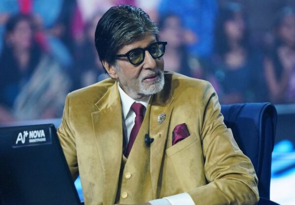 Amitabh Bachchan Injured During KBC 18 Shoot, Suffers Knee Injury…. - RVCJ Media