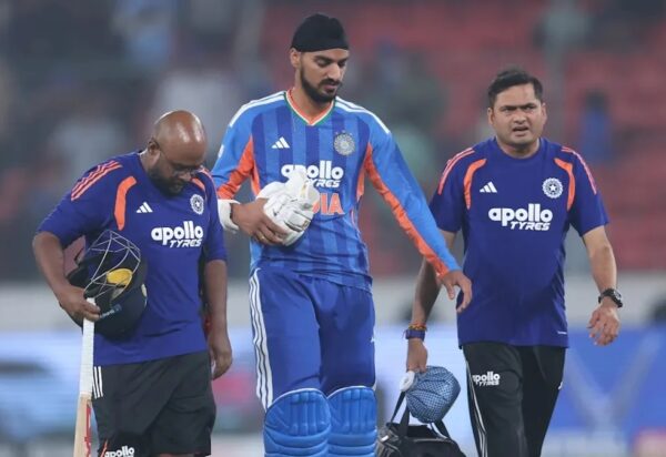 Shamar Joseph Gets Slammed By Ex-Ind Cricketers For Purposely Targeting Arshdeep Singh - RVCJ Media
