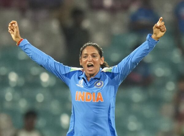 Harmanpreet Kaur Steps Down, Smriti Mandhana’s Emotional Message Wins Hearts - RVCJ Media