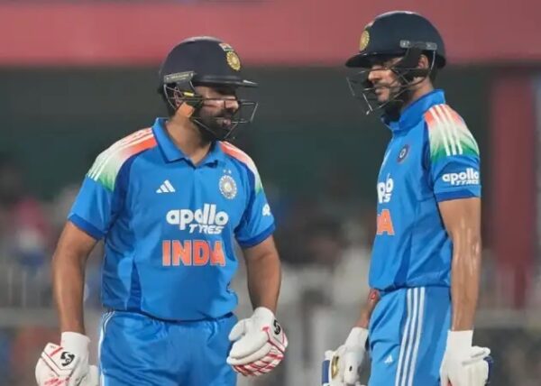 Rohit Sharma Did Unique 100 Celebration But Did Not Reveal The Reason Behind It 4 Rohit Sharma Did Unique 100 Celebration But Did Not Reveal The Reason Behind It - RVCJ Media