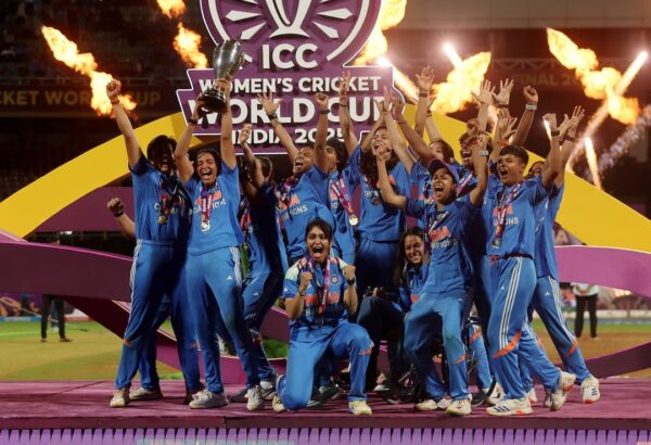 Smriti Mandhana Reveals Ms Dhoni Sent Her A Whatsapp Message After India’s World Cup Win 4 Smriti Mandhana Reveals MS Dhoni Sent Her A WhatsApp Message After India’s World Cup Win - RVCJ Media
